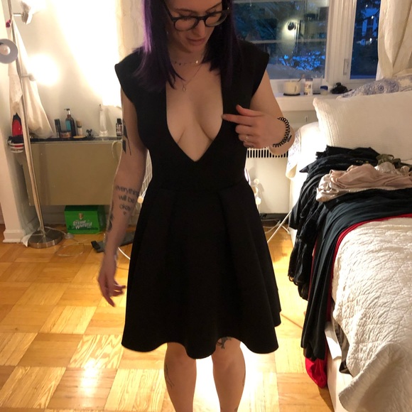 Neoprene plunging v neck A line dress - Picture 2 of 3